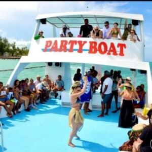 Party-boat-trip-punta-cana